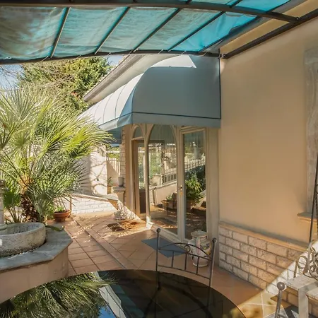 Dom wakacyjny Residenza Eda